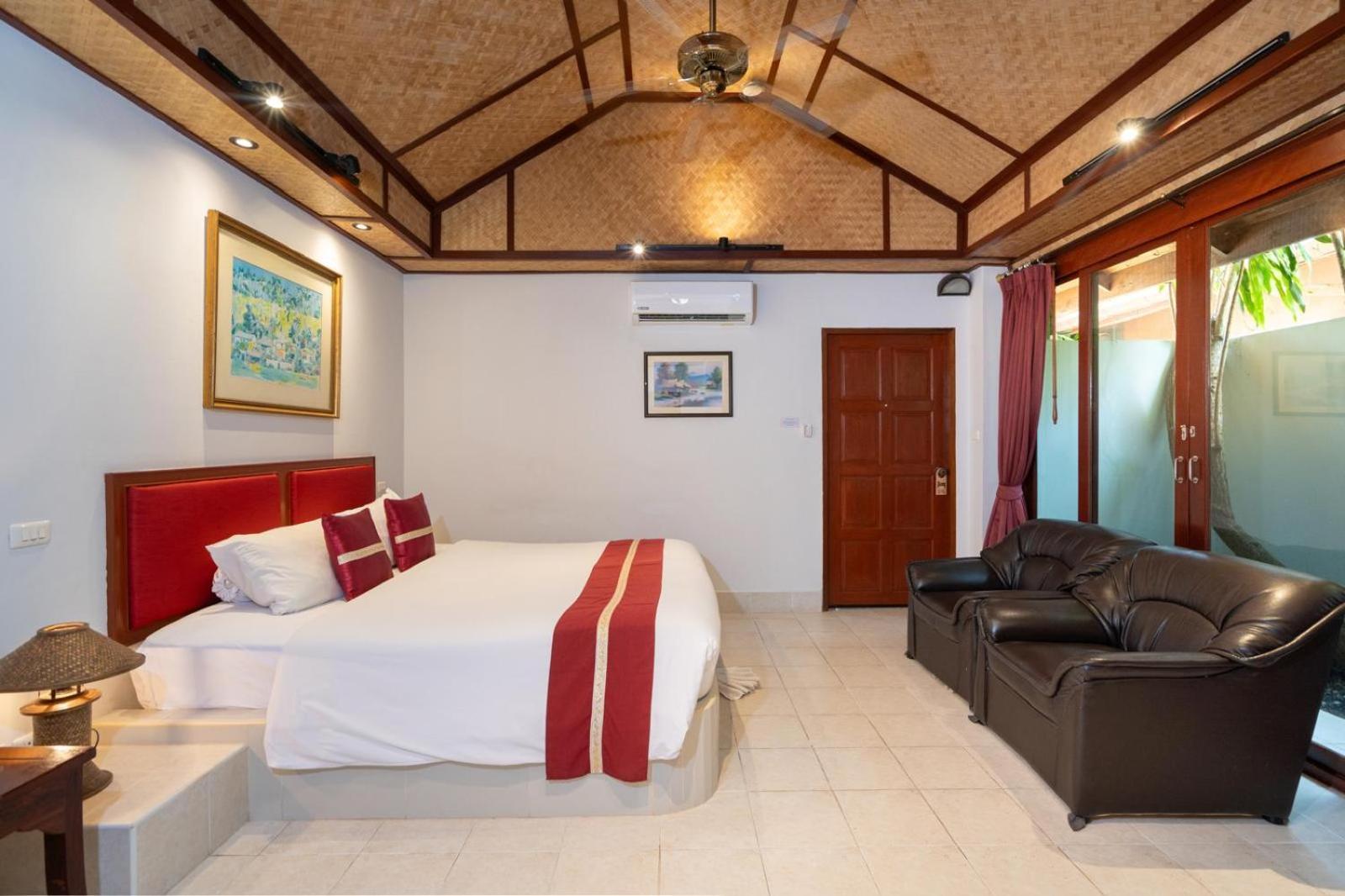 Friendship Beach Resort & Atmanjai Wellness Centre Rawai Rom bilde
